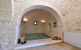 Lamarossa Trulli & Suites