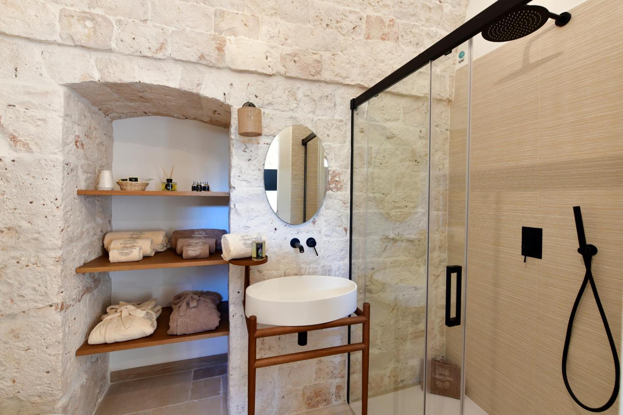 Lamarossa Trulli & Suites Antonelli Esterno foto