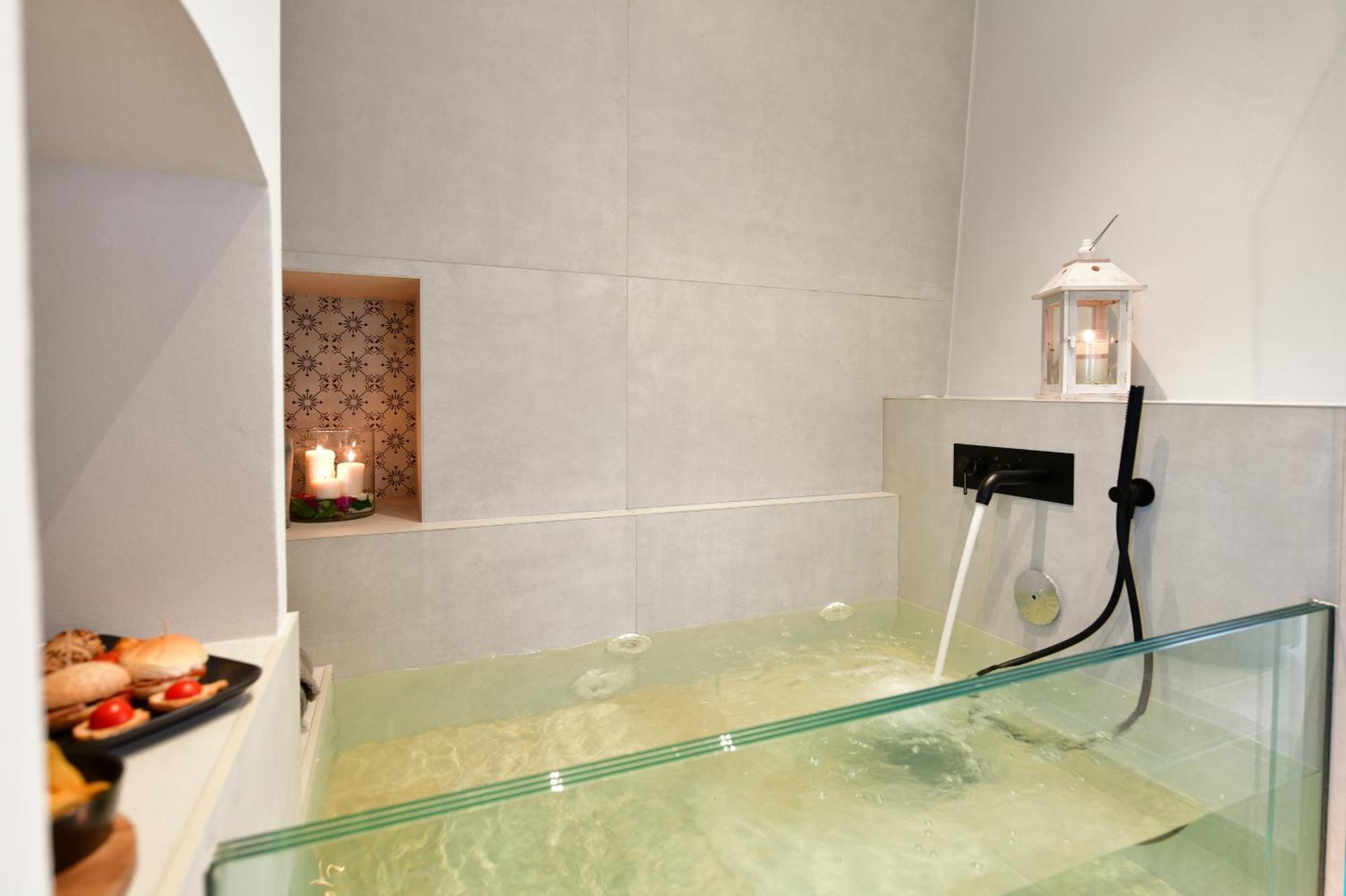 Lamarossa Trulli & Suites Antonelli Esterno foto