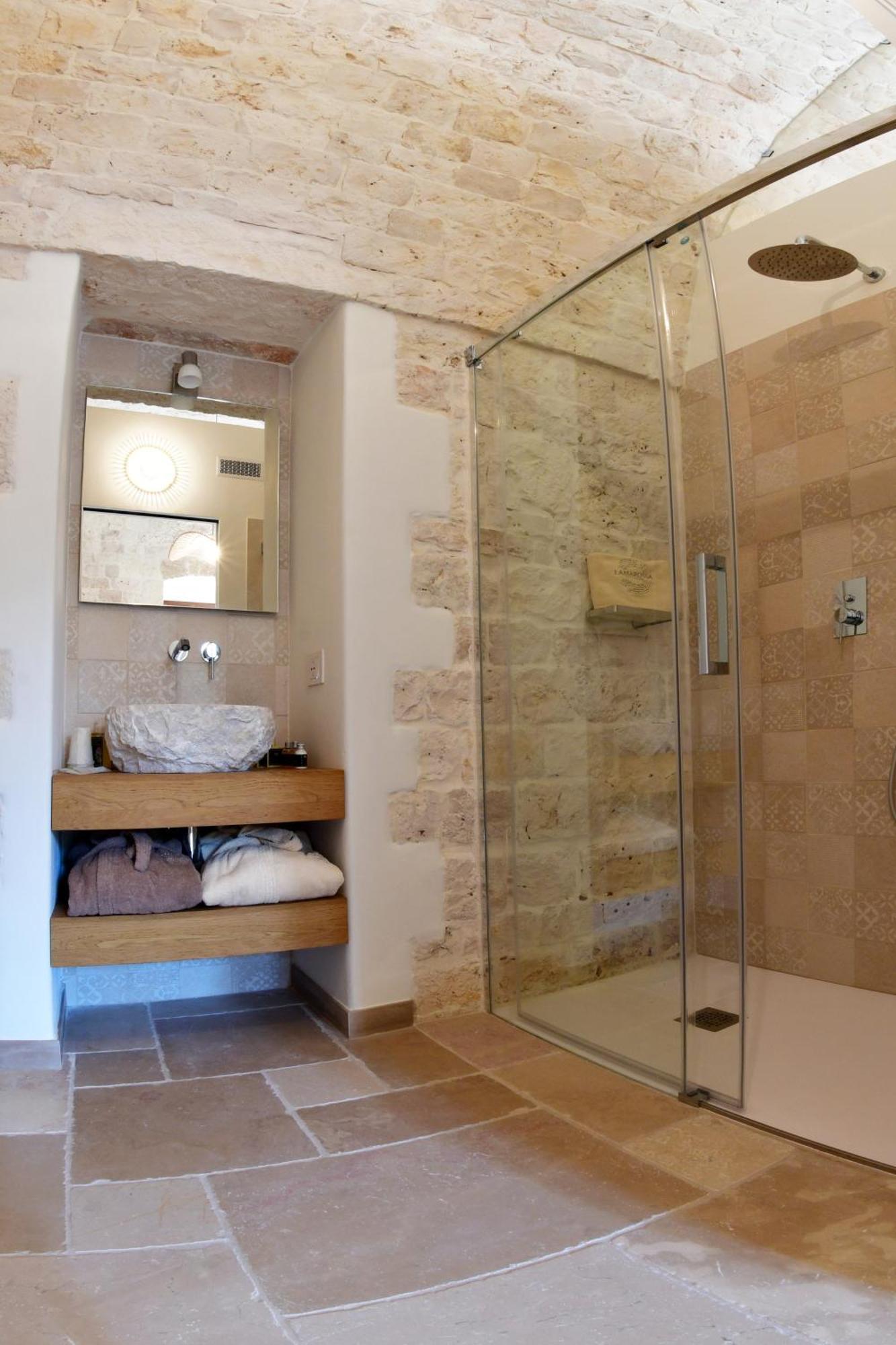 Lamarossa Trulli & Suites Antonelli Esterno foto