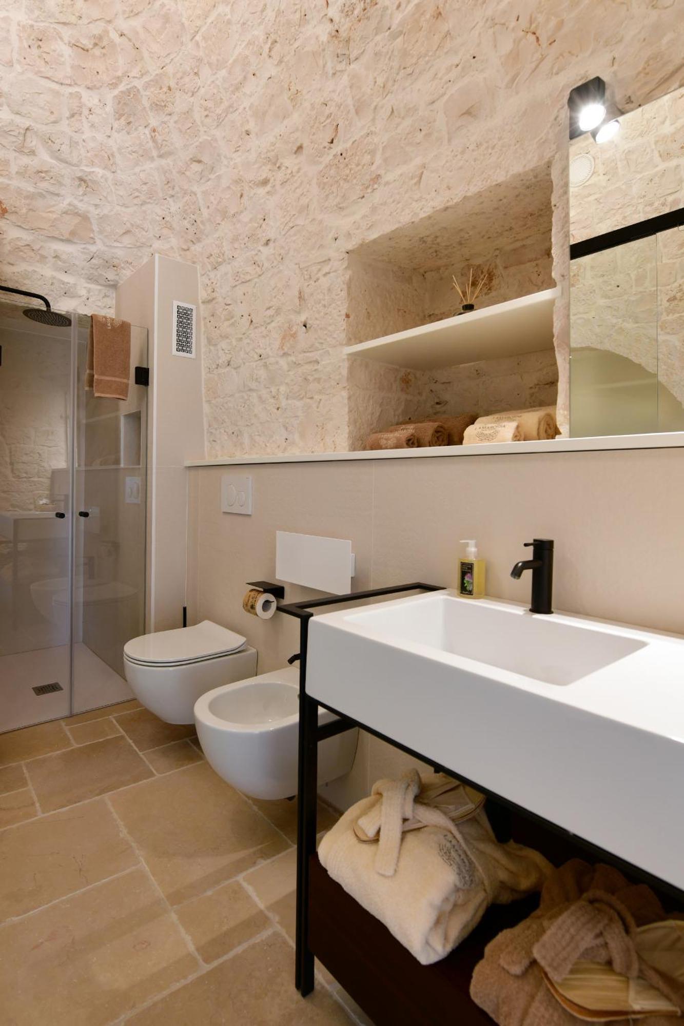 Lamarossa Trulli & Suites Antonelli Esterno foto