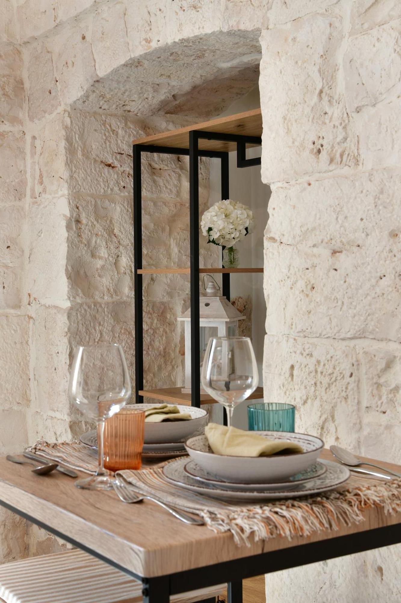 Lamarossa Trulli & Suites Antonelli Esterno foto