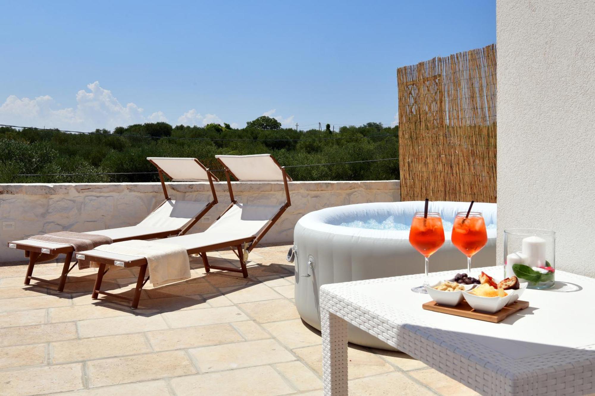 Lamarossa Trulli & Suites Antonelli Esterno foto