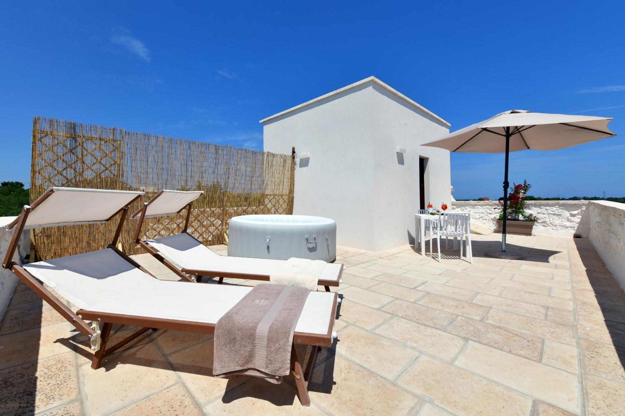 Lamarossa Trulli & Suites Antonelli Esterno foto