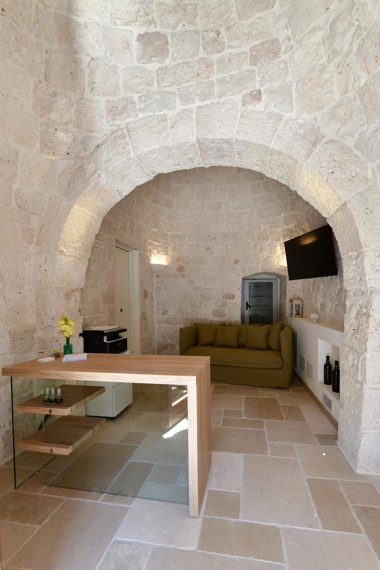 Lamarossa Trulli & Suites Antonelli Esterno foto