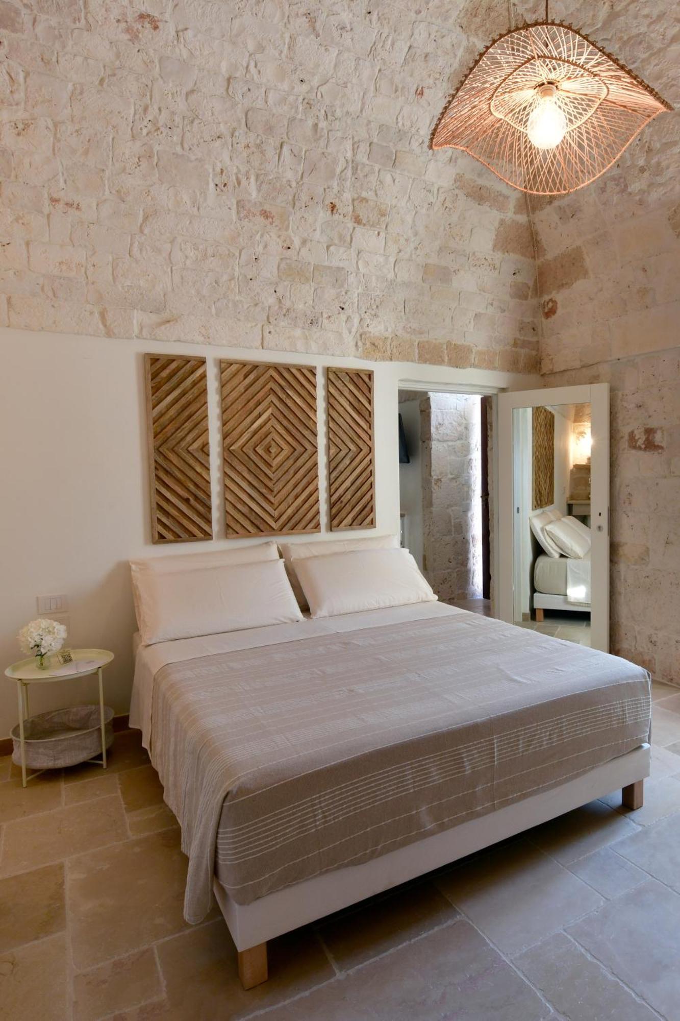 Lamarossa Trulli & Suites Antonelli Esterno foto