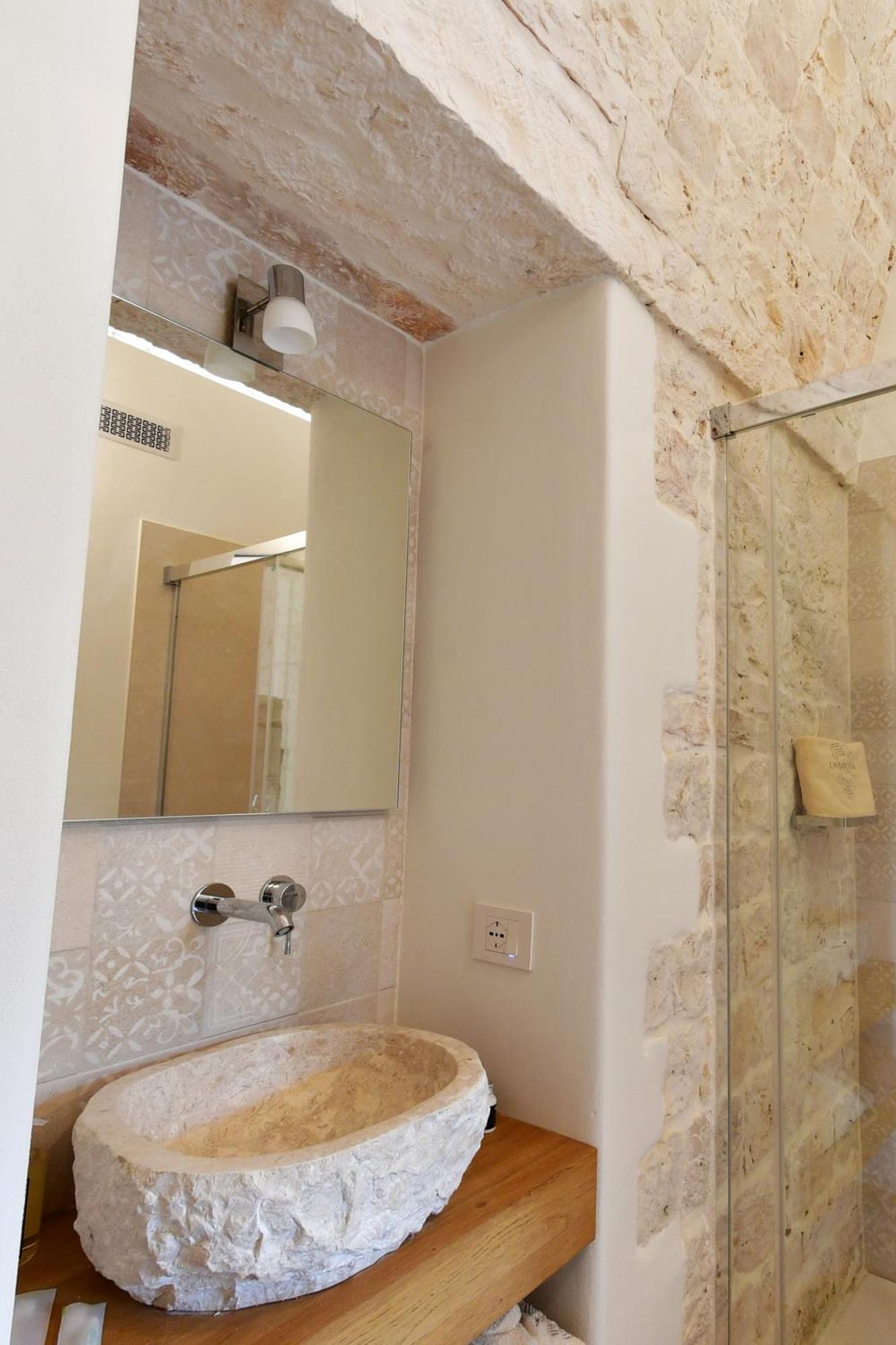 Lamarossa Trulli & Suites Antonelli Esterno foto